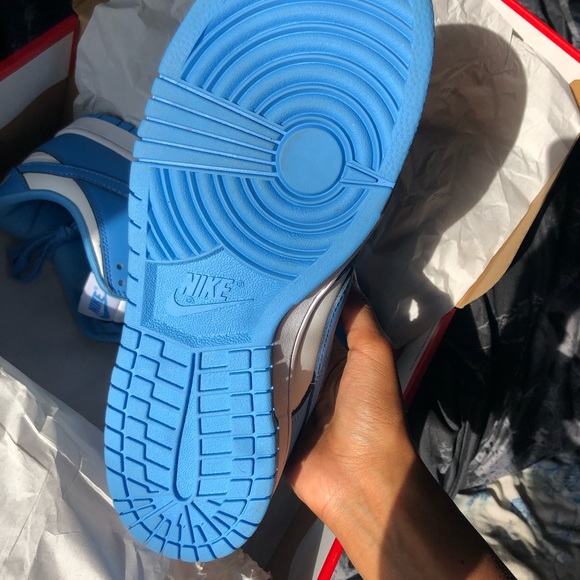 Nike dunk low unc US 9.5 brand new - Picture 4 of 5